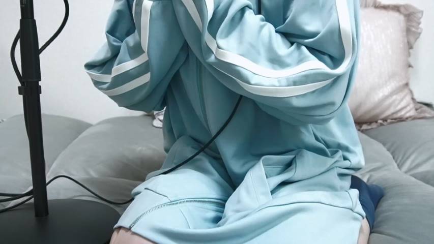 くもの上ユメミ（云上梦见）-[24-02-18] –【実写ASMR】ジャージと短パン?あまあまASMRで脳がとろける?実写?配信插图