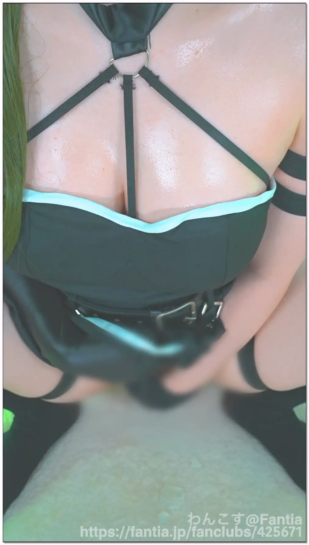 わんこちゃん 2024.06.16葬◯のフリー◯ン♡ユー◯ルのコスプレで🔱超高画質♡ローションでぬるぬるぐちょぐちょ手マン腰ヘコオナニー動画插图