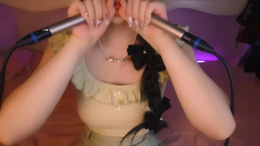 小羊喵ASMR 初夏的一抹绿，给哥哥带去一丝凉意~💦插图