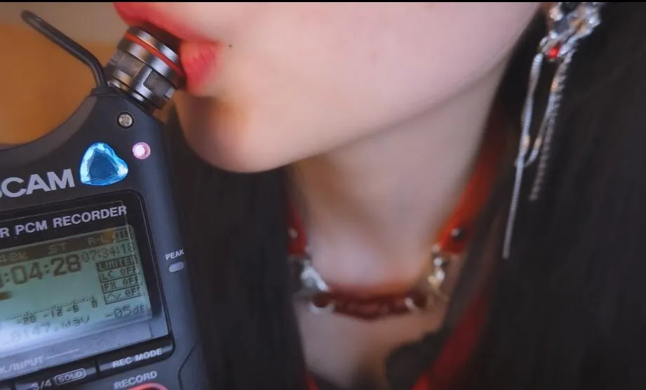 小羊喵ASMR 6月听说多看红色人会变的更幸运呢~插图