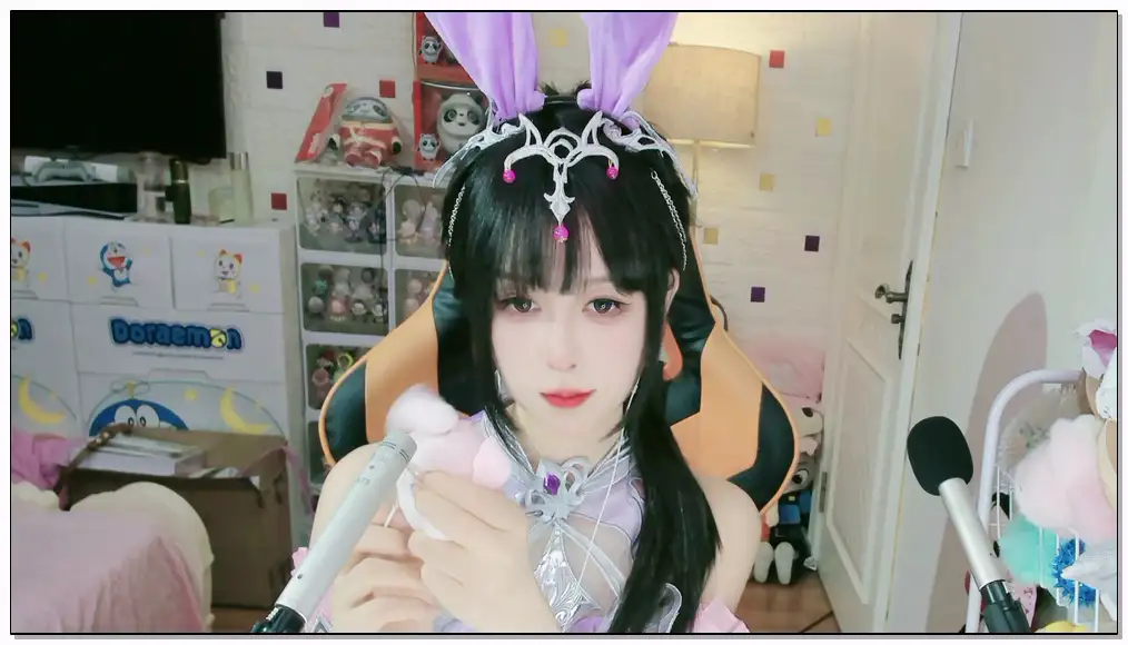 娜娜sweet  娜娜asmr 斗罗大陆cos小舞  直升机掏耳插图