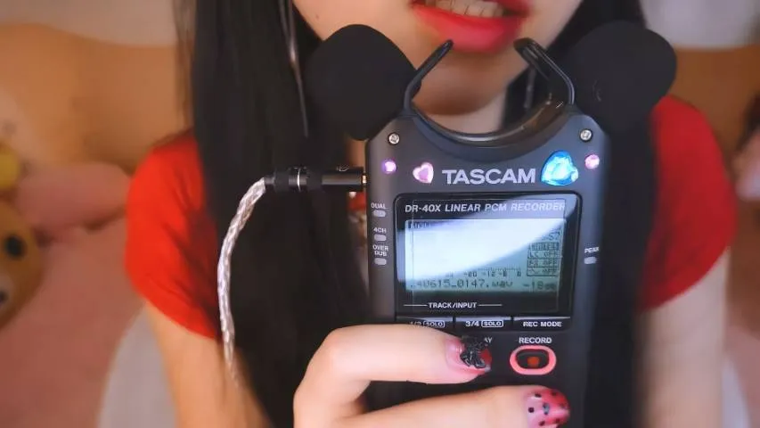 小羊喵ASMR 听说多看红色人会变的更幸运插图