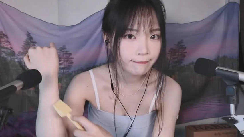 nara_나라 ASMR 谁听着自己身体的声音睡着了。。。插图
