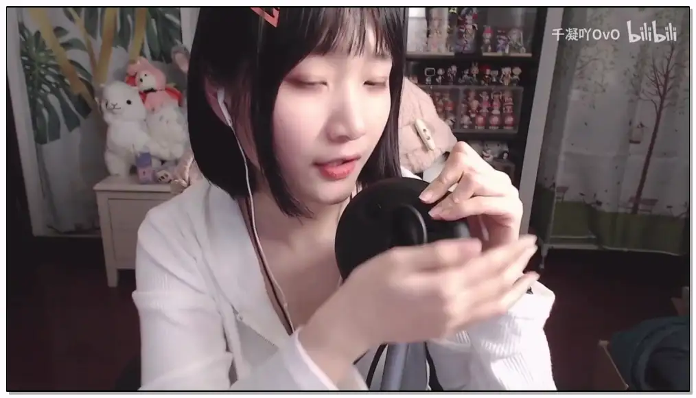 千凝呀 棉棒掏耳 耳边吹气 按摩 舒服的声音插图
