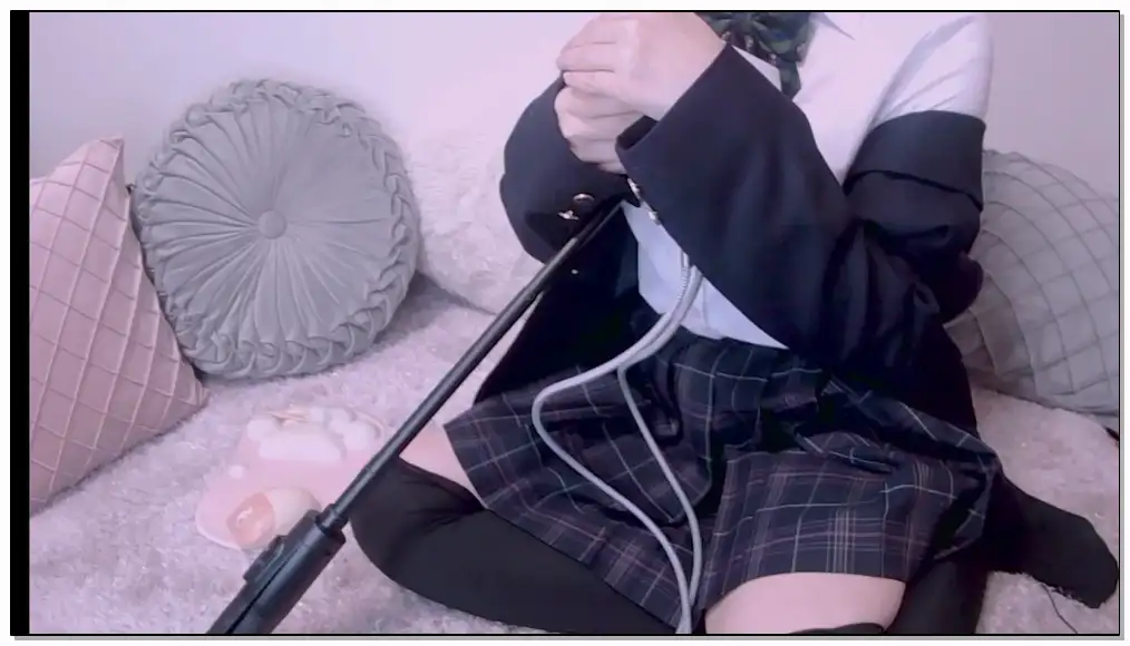 星奈つき乃 2024.3.30   nico 【耳舐めASMR、冒頭無料】実写♡ブレザー制服であまあま耳舐め♡插图