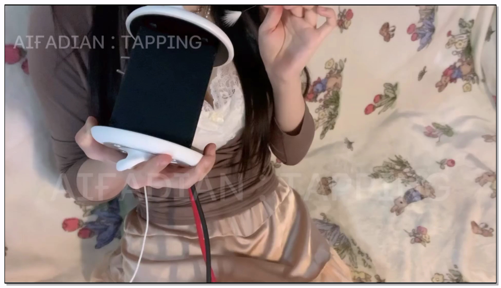 Tapping ASMR【情景模拟】躺在妈妈的腿上掏耳朵吧插图