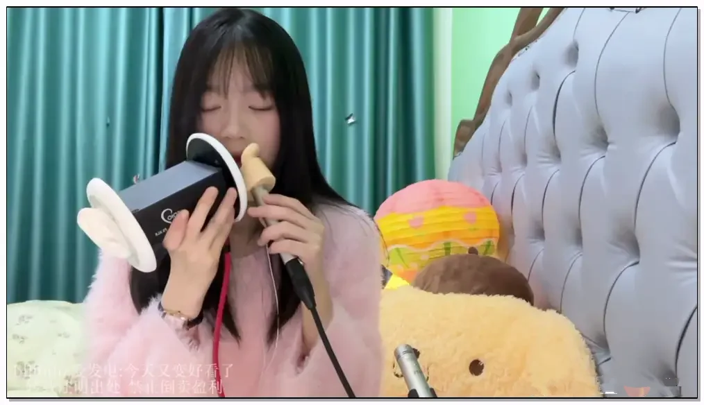 今天又变好看了_少女 白嫩_单独上架视频 暴力舔耳插图