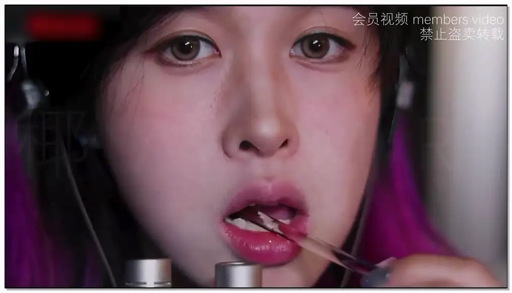 椰子  天啃玻璃棒口腔音_很御的妆☺插图