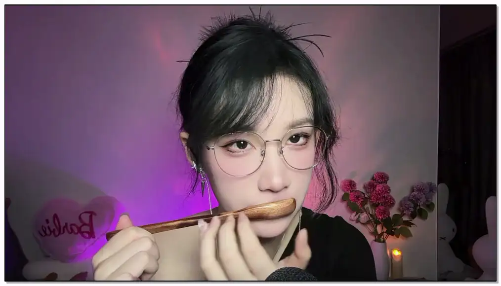 抖音cc多睡觉 西瓜煮面asmr_木勺慢速敲击音纯享版插图